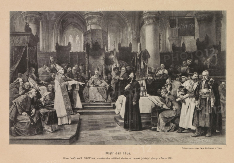 Mistr Jan Hus, Photoreproduction of a painting depicting Johannes Hus (presumably) during the Council of Constance, reproduction, page, photomechanical print, Prague, cliché maker: Carl Bellmann, after painting by Václav Brožík, c. 1891 - in or before 1895, photographer, paper, collotype, photogravure, height 163 mm x width 261 mm, Person, Johannes Hus, emperor, council, synod, Roman Catholic church, A detailed monochrome scene inside a grand vaulted interior with tall columns and pointed arched windows shows a central elevated throne where a robed seated figure wearing a crown sits beneath an ornate canopy; in front of the throne a standing cleric in richly decorated vestments gestures toward a kneeling man in dark simple robes who stands near a table draped with cloth and objects, while numerous onlookers in varied period clothing cluster to both sides, including other clerics in mitres and robes, bearded men in hats and tunics, and attentive figures seated or leaning, all framed by ...