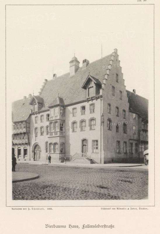 Bierbaum's haus, Fallersleberstraße, Exterior of the Bierbaumsches Haus in Braunschweig, Braunschweig's Baudenkmäler, page, photomechanical print, number: 'No. 30.', photographer: J. Schombardt, Braunschweig, cliché maker: Römmler & Jonas, Dresden, publisher: Benno und Wilhelm Danert Goeritz, 1892, Lower Saxony, Saxony, paper, collotype, photoprint, height 152 mm x width 109 mm, housing, facade (of house or building), Bierbaumsches Haus, A grayscale photograph shows a multi-story building with a steeply pitched roof and stepped gable, featuring ornate window frames and a projecting bay with decorative panels and a small pointed roof; a set of stairs leads to a main entrance with a rounded arch, and small figures stand near the doorway and on the cobbled street in front; neighboring buildings with timbered details are visible to the left, and a partial carriage wheel appears at the right edge; the foreground consists of a cobblestone roadway and a curb.