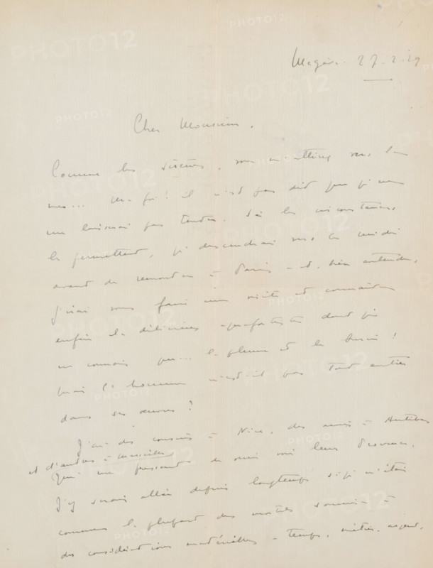 Letter to Philip Zilcken, letter, writer (clerical worker): Simonne Ratel, Megève, 1929-02-27, writer (clerical worker), materials by function, paper, ink, writing (processes), pen, height 425 mm x width 425 mm, Person, Philip Zilcken, the graphic arts, Paris, Provence-Alpes-Côte d'Azur, Marseille, Nice, Antibes, A pale, slightly textured sheet of paper with faint, cursive handwriting in gray ink spread across the surface, the writing varying in darkness and slant and appearing more concentrated toward the top and middle while fading toward the lower area, with occasional short horizontal strokes and small dots, and the paper showing subtle vertical grain lines and a few tiny smudges and spots.