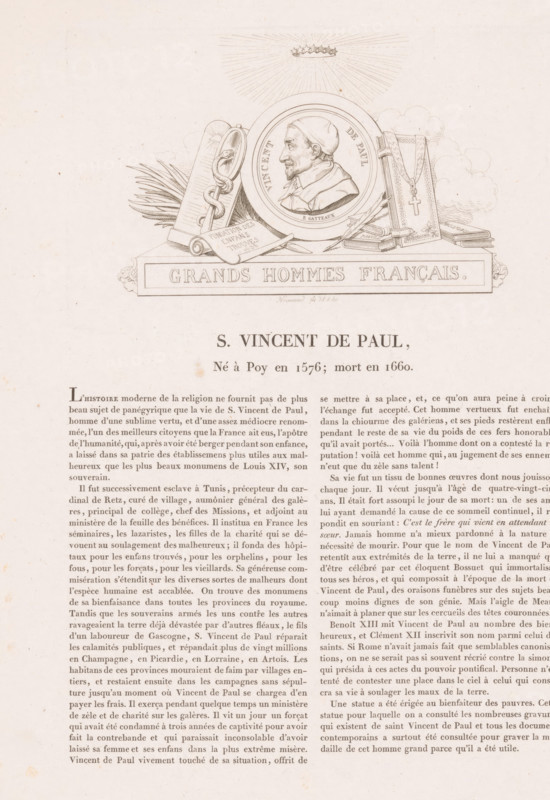 Portrait of Vincentius a Paulo, S. Vincent de Paul, Gallery of medals with French greats, Galerie métallique des grands hommes français, print, printmaker: Louis Marie Normand, Paris, after design by Jacques Edouard Gatteaux, in or after 1821, paper, etching, letterpress printing, etching with text in letterpress, height 103 mm x width 167 mm, height 353 mm x width 263 mm, Person, Vincentius a Paulo, historical persons, priest (Roman Catholic), At the top center there is an ornate circular medallion with a side-profile portrait of a man wearing a cap, surrounded by decorative elements including a serpent-entwined staff, a feathered palm leaf, a small cross pendant on a book, and scrolls, all arranged on a rectangular plinth with ornamental edges; above the medallion a radiant starburst and a small ring of stars appear, and below the decorative vignette dense columns of printed text fill the lower portion of the page.