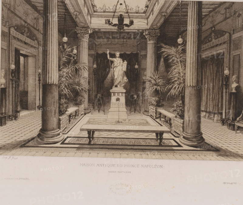 Maison antique du prince Napoleon avenue Montaigne, Interior with a statue of Napoleon in the middle, Paris qui s'en va et Paris qui vient, Paris comes and Paris goes, print, Series number, 5, 25, workshop stamp: 'A. Cadart editor 3 Rue St. Fiacre Paris', printmaker: Léopold Flameng, printer (person): Delâtre, Paris, publisher: Alfred Cadart, 1859, Léopold Flameng, Delâtre, Alfred Cadart, printmaker, printer (person), publisher, paper, chine collé, etching, height 188 mm x width 267 mm, interior of the house, An interior scene drawn in fine lines shows a symmetrical room with tall fluted columns supporting an ornate coffered ceiling and a central chandelier, a raised pedestal in the middle bearing a draped statue holding a staff, curtains behind the statue, and a shallow rectangular pool or fountain in front of the pedestal surrounded by a patterned border and low benches, potted plants and tall leafy palms flanking the central axis, pairs of standing lamps with globes along the sides,...