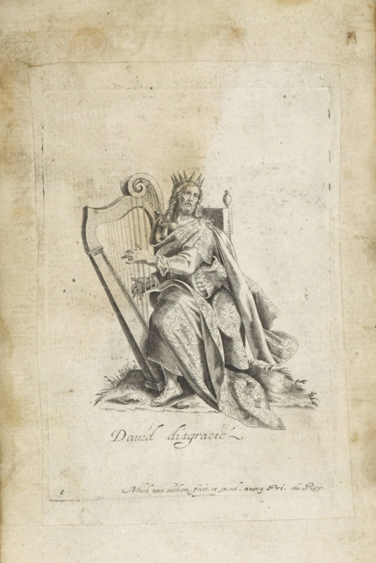King David playing the harp, David Profugus, David disgracié, print, album page, title page, Series number, 1, 6, King David sits on a throne and plays the harp., inscription: '73', printmaker: Michel van Lochom, Paris, grantor of privilege: Louis XIII (King of France), grantor of privilege: Louis XIV (King of France), 1625 - 1647, paper, engraving, paste, pasted on album page, height 100 mm x width 70 mm, David (not in biblical context), possible attributes: crown, harp, A detailed ink engraving of a seated crowned man playing a large ornate harp, wearing a patterned robe and cloak with flowing hair and a beard, seated on a cushioned chair placed on a textured ground, with visible shading and fine line work on a worn, aged paper background.