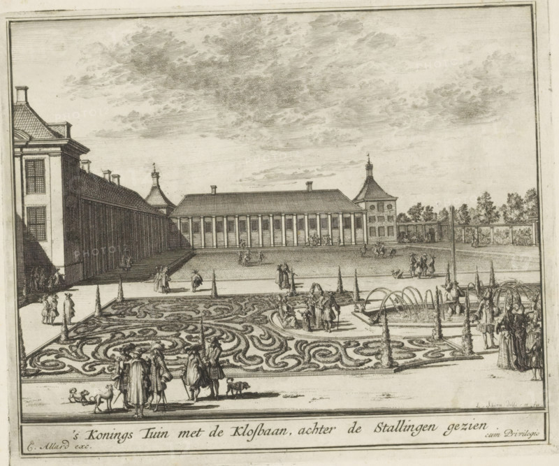 Swinging rink at Het Loo Palace, The King's Garden with the Swinging rink, seen from behind the Stables, The Splendor of the Netherlands, Or the Pleasure Garden founded by HBM William III at Het Loo, print, album page, View of the King's Garden at Het Loo Palace with the sliding rink in the background. Print is part of an album., printmaker: Laurens Scherm, Amsterdam, publisher: Carel Allard, grantor of privilege: States of Holland and West Friesland, 1689 - 1701, 1702, paper, etching, height 166 mm x width 199 mm, French or architectonic garden, formal garden, Apeldoorn, Paleis Het Loo, A wide engraved scene shows a formal garden with patterned beds of low ornamental hedges and winding designs, a rectangular pool with arched water jets, and gravel walkways. Several groups of people wearing historical garments and cloaks stand and stroll along the paths and near the water, some accompanied by small dogs and a few gathered on a raised circular platform. A long colonnaded building with a...