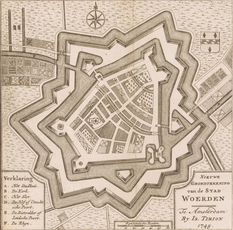 New Ground Plan of the City of Woerden, Map of Woerden, area plan, print, book illustration, printmaker, publisher, Amsterdam, paper, etching, height 181 mm x width 175 mm, Print also appeared in: Concise Atlas of About One Hundred Plans of Europe. Amsterdam: Compagnie van boekverkopers, after 1780., maps of cities, Woerden, A sepia-toned plan view of a star-shaped fortification with layered angular ramparts and a surrounding moat, showing an interior grid of streets and various rectangular and triangular parcels filled with patterned hatchings and small tree-like symbols, several small geometric bastions and gateways, a circular compass rose near the top, decorative patterned garden plots outside the fort, a shield-shaped coat of arms to the right, and a rectangular legend box partially visible at the lower left and lower right edges.