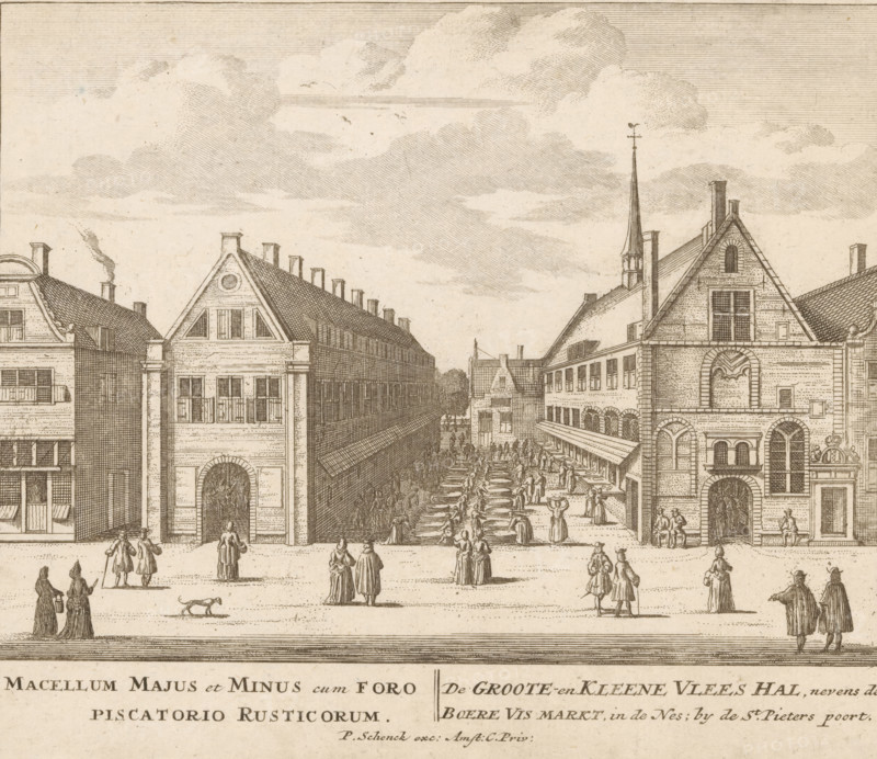 Macellum Majus en Minus cum Foro Piscatorio Rusticorum, De Groote- en Kleene Vlees Hal, naasts de Boere Vis Markt, in de Nes, bij de St. Pieters poort, View of the Great and Small Meat Hall on the Nes in Amsterdam, 100 Illustrations of the most important buildings of Amsterdam, print, Series number, 8, 100, Numbered lower right: 8., printmaker, grantor of privilege, Barent Greve, paper, etching, height 169 mm x width 204 mm, Current state of print also used in: 100 Illustrations of the most important buildings of Amsterdam. Amsterdam: Pieter Schenk (I), sa 1710-1711. And in: 100 Illustrations of the most important buildings of Amsterdam. Amsterdam: Barent Greve, sa. 1757-1766.* *In the second edition, published by Barent Greve, only the title page has been modified. The other prints have remained unchanged., market, market-hall, street (city(-scape) with figures, staffage), Amsterdam, Kleine Vleeshal (Amsterdam), Grote Vleeshal, A wide city street scene rendered in monochrome engraving...