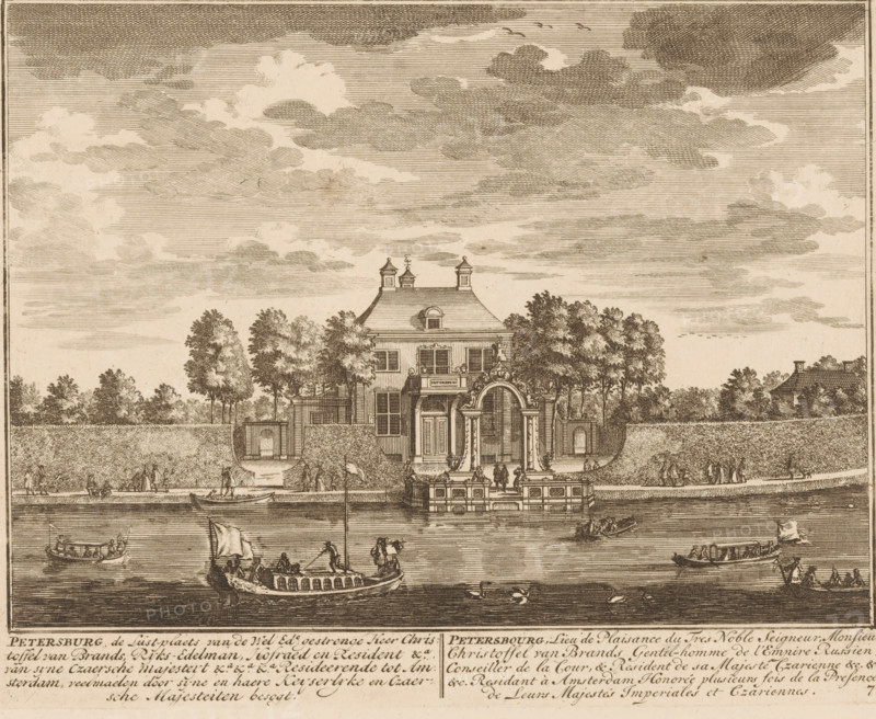 View of the house Petersburg, Petersburg, the pleasure grounds of the Noble Lord Christoffel van Brands, Lieu Palaisance du Tres Noble Seigneur, Monsieur Christoffel van Brands, print, book illustration, Series number, 77, 98, printmaker: Daniël Stopendaal (possibly), publisher: widow Nicolaes Visscher (II), Amsterdam, 1719, paper, etching, height 162 mm x width 206 mm, A detailed sepia ink engraving shows a neoclassical house set behind a high garden wall with an ornate central gateway and symmetrical windows, flanked by tall trees; a broad river runs in the foreground with several small boats carrying people, one with a raised sail, and swans gliding on the water; the sky is filled with layered clouds and a few flying birds, and small groups of figures walk along the bank and stand near the entrance steps.