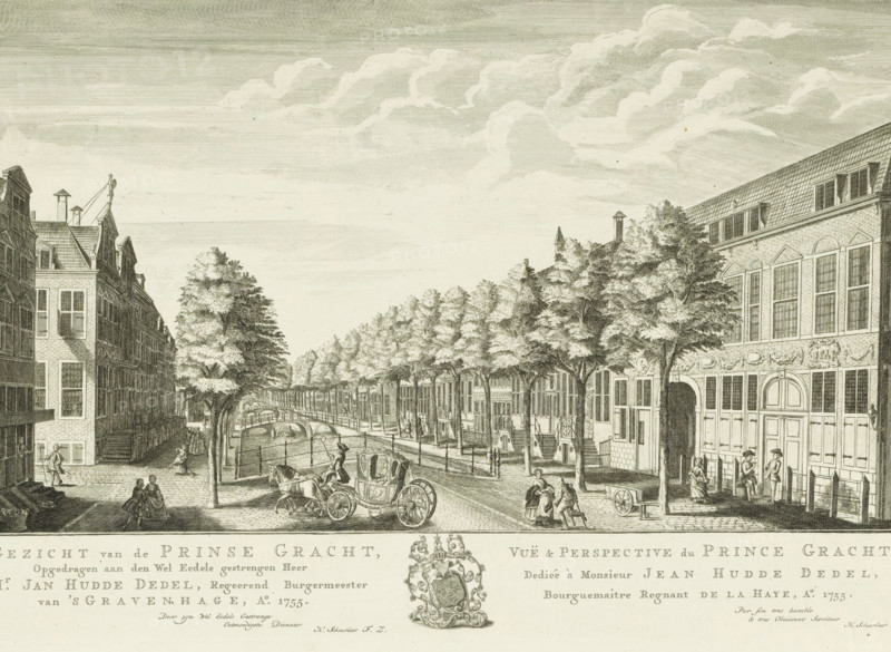 View of the Prinsegracht in The Hague, View of the Prinse Gracht, Vuë & perspective du Prince Gracht, Eighteen views in and around The Hague (Besoet, Scheurleer), print, seen towards the west. On the far right the Boterwaag on the corner of the Grote Markt, on the left the entrance to the Boekhorststraat. Below the image the title and dedication in Dutch and French, with in the center the family coat of arms of The Hague mayor Johan Hudde Dedel. Print from a series of eighteen views in and around The Hague., printmaker: attributed to Iven Besoet, The Hague, publisher: Hendrik Florisz Scheurleer, dedicated to: Jan Hudde Dedel, 1755, Attributed to, paper, etching, engraving, height 307 mm x width 436 mm, Print is part of a series of eighteen views in and around The Hague that were published over the period 1755-1762., armorial bearing, heraldry, bridge in city across river, canal, etc. (city(-scape) with figures, staffage), Prinsegracht, Boterwaag (The Hague), A wide city street runs alo...