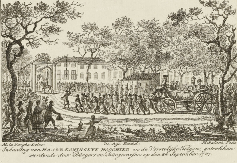 Welcoming of Her Royal Highness and the Princely Offspring, drawn by Citizens and Citizenesses on September 24, 1787, Welcome of the Princess of Orange and the children, print, Welcome of the Princess of Orange and the children by the citizenry in The Hague, September 24, 1787. The open carriage with the princely family is drawn by men and women along the road to the Boschbrug., printmaker: Mathias de Sallieth, after drawing by Maria Margaretha la Fargue, publisher: Johannes François Jacobs d' Agé, Mathias de Sallieth, Maria Margaretha la Fargue, Johannes François Jacobs d' Agé, paper, etching, height 125 mm x width 201 mm, Person, Wilhelmina of Prussia (1751-1820), public festivities at other royal events, not meant or mentioned above, human being(s) drawing or pushing a vehicle not usually propelled by manpower, Restoration of Stadtholder William V (1787), The Hague, Period, 1787-09-24, A detailed monochrome engraving shows a tree-lined street scene with many people gathered along th...