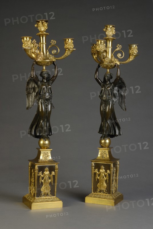 Paire de girandoles à quatre lumières