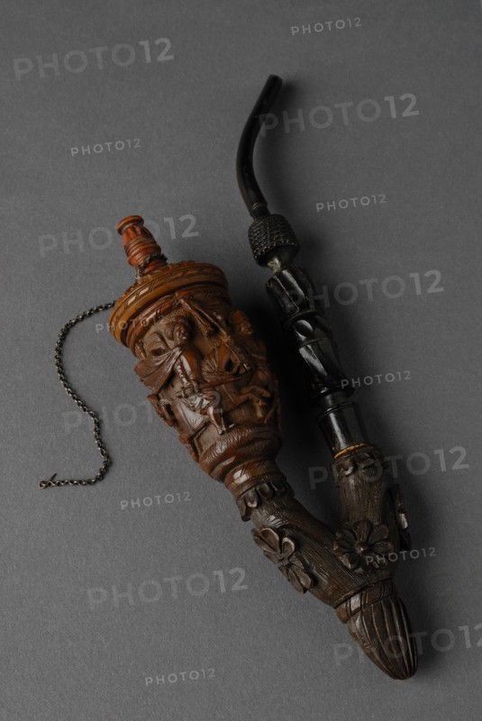 Pipe sculptée