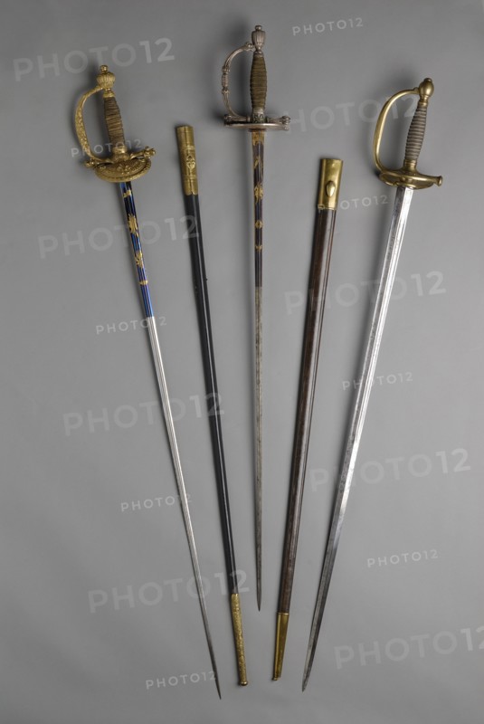 Ensemble d'épées du 19e siècle