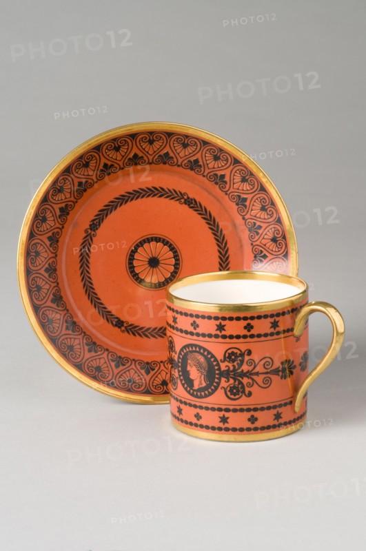 Tasse litron et sa soucoupe orangées
