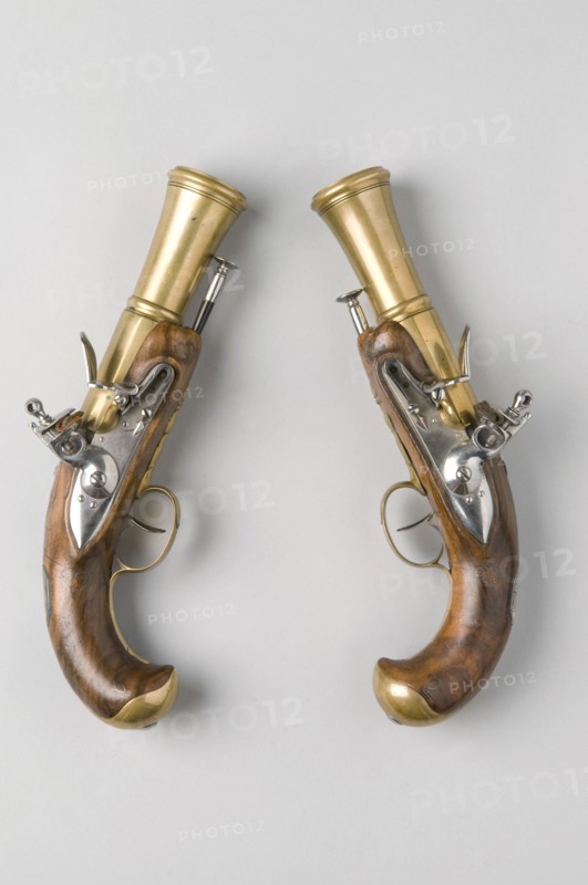 Paire de pistolets tromblons à silex, d'officier de marine, époque 1ère République