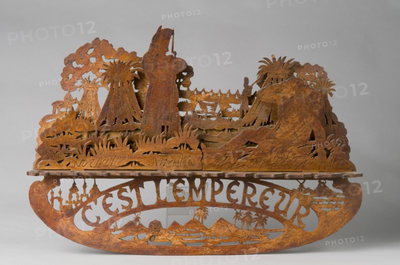 Porte pipe mural, "C'est l'Empereur", 19e siècle