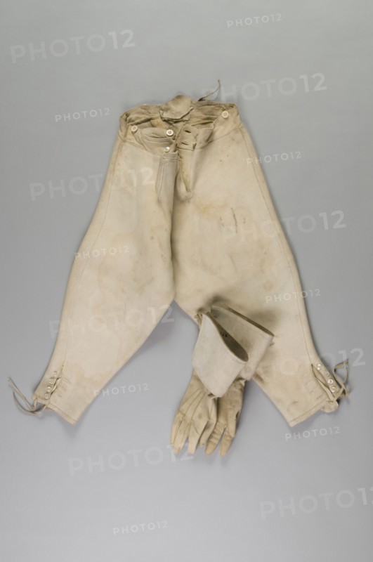 Cavalier breechers and gloves, 2nd half of the 19thCentury, French 3rd Republic