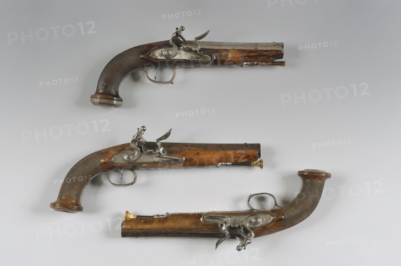 Ensemble de pistolets à silex