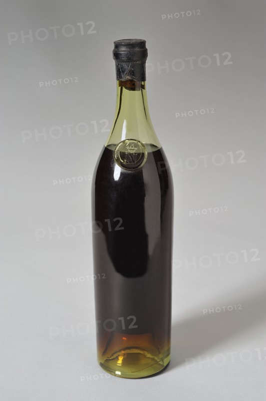 Bouteille de cognac, Châteai Napoléon 1811