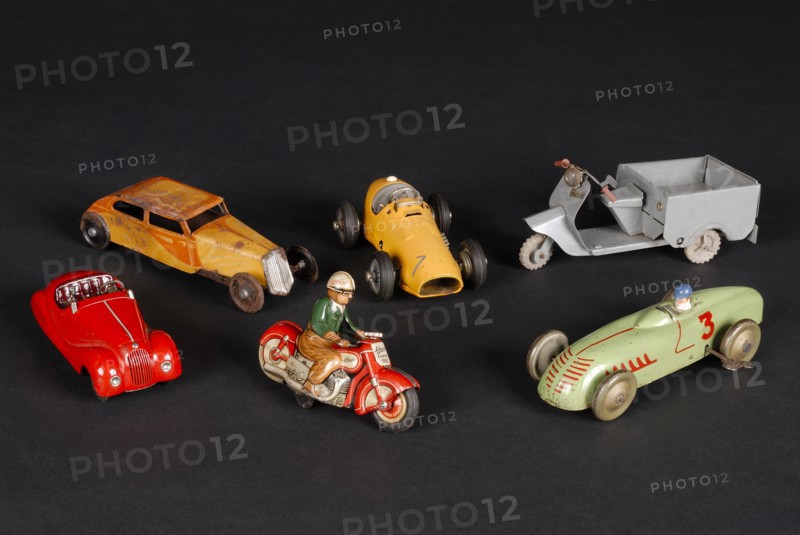Jouets : ensemble de véhicules miniatures de marque Schuco