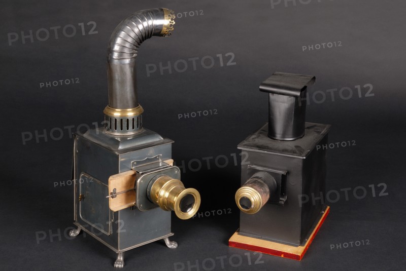 Toy : steel magic lantern