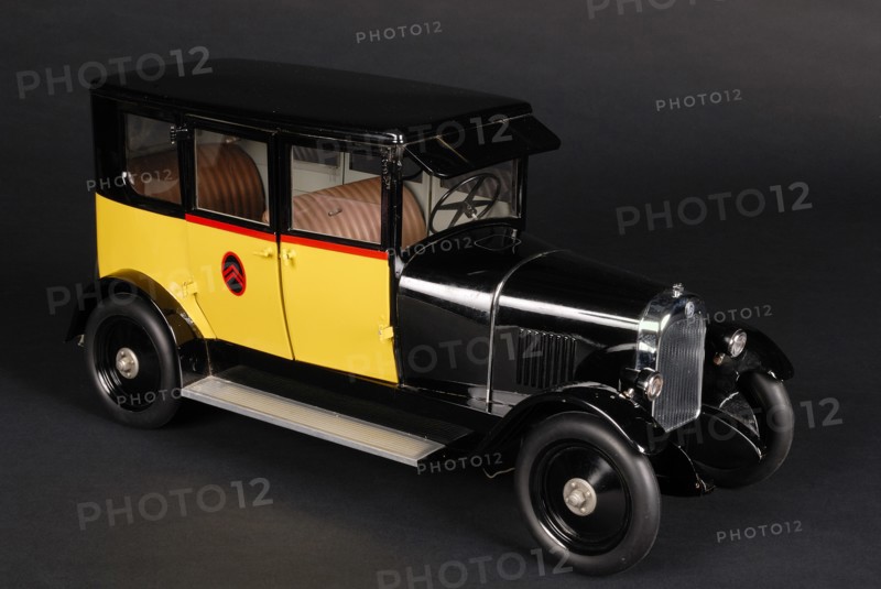 Jouet : grand taxi B14 Citroën