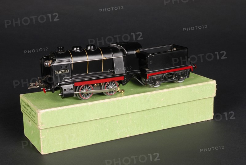 Jouet : locomotive vapeur type "020" SNCF avec tender