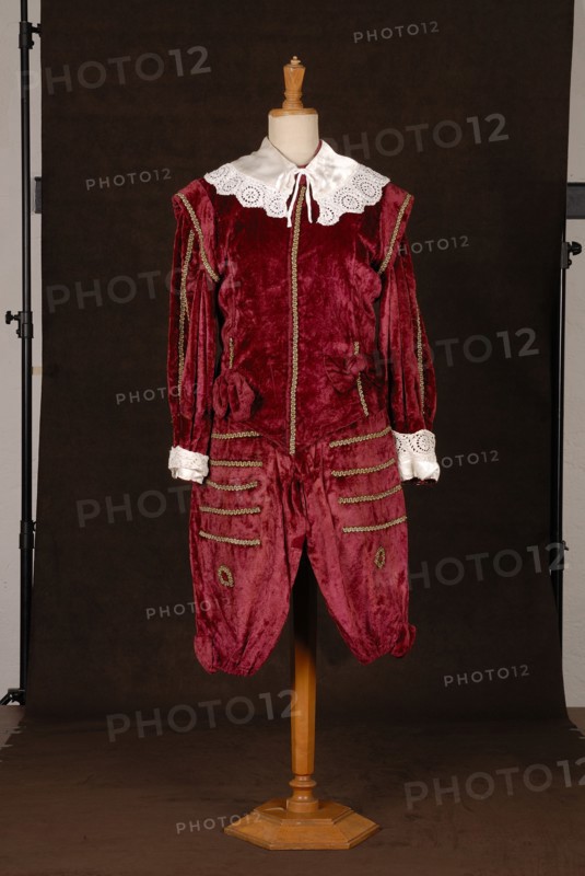 Costume de théâtre : costume d'homme style Louis XIII