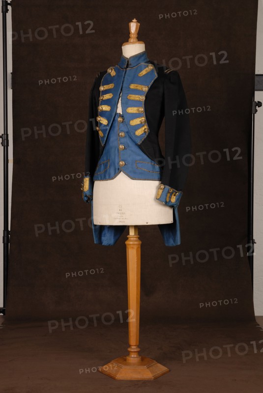 Costume de théâtre : costume de soldat style Louis XV