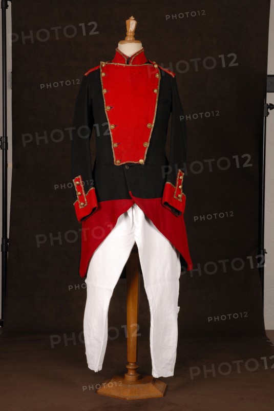 Costume de théâtre : costume militaire style Louis XV