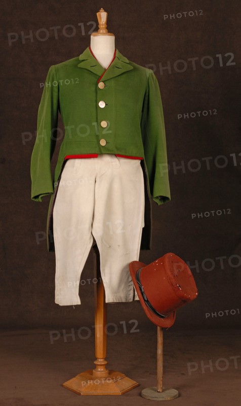 Theatrical costume : 1830 man hunting costume