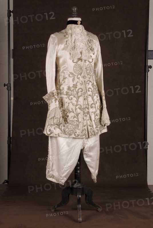 Theatrical costume : Louis XV style courtier costume