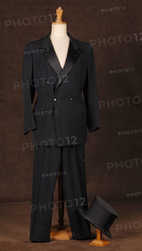 Theatrical costume : black woolen cloth tuxedo