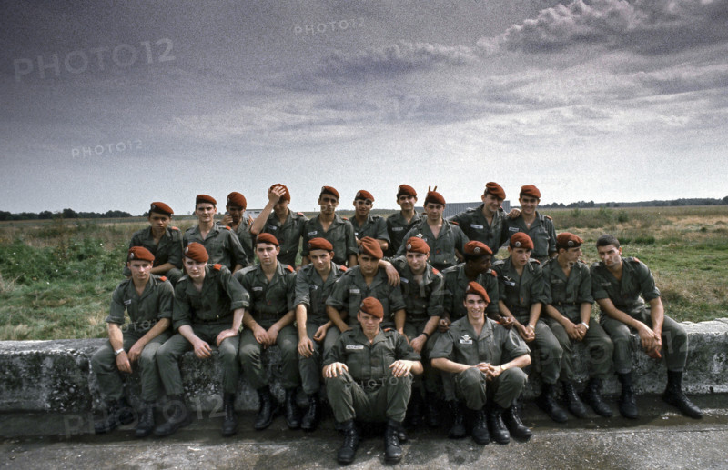 ARMEE PARACHUTISTES FRANCE