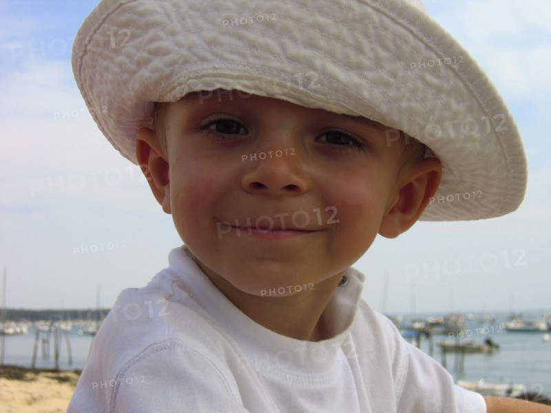 ENFANT-VACANCES-FRANCE