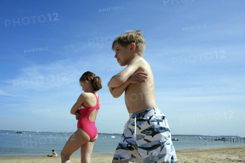 AMUSEMENT A LA PLAGE-FRANCE