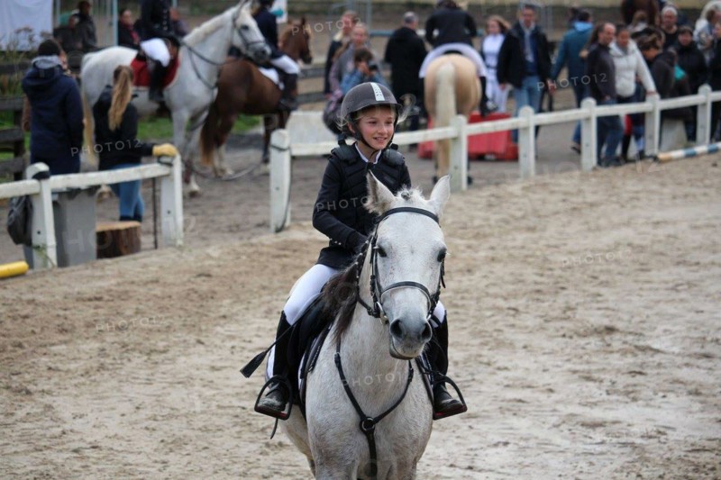 Equitation, France