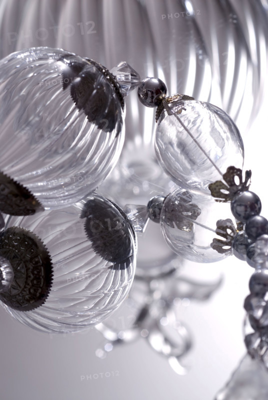 Christmas dinner with strass: glass drops