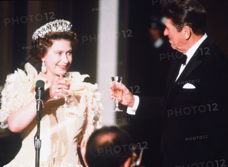 La reine Elisabeth II et le président Reagan