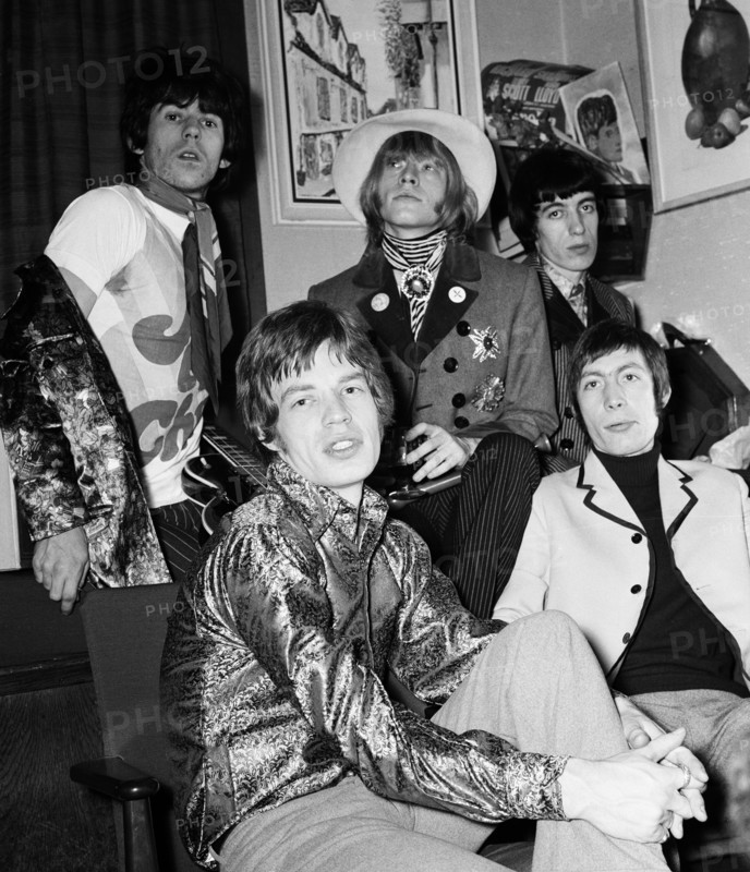 The Rolling Stones backstage before their appearance on Sunday Night at the London Palladium.
Keith Richards, Mick Jagger, Brian Jones Bill Wyman and Charlie Watts 
22nd January 1967