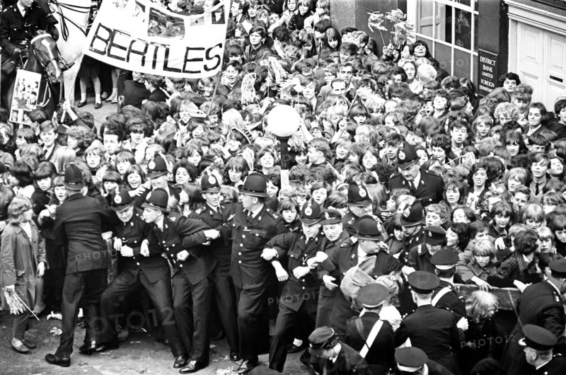 Première de "A Hard Day's Night"