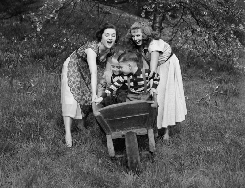 Journée à la campagne, 1954