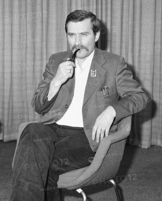 Lech Walesa Polish Union Leader seen here giving a press conference at Heathrow Airport. Circa April 1981 *** Local Caption *** watscan -  - 02/06/2010