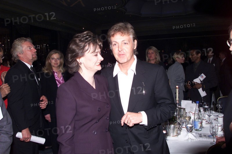 The Mirror Pride of Britain Awards 1999