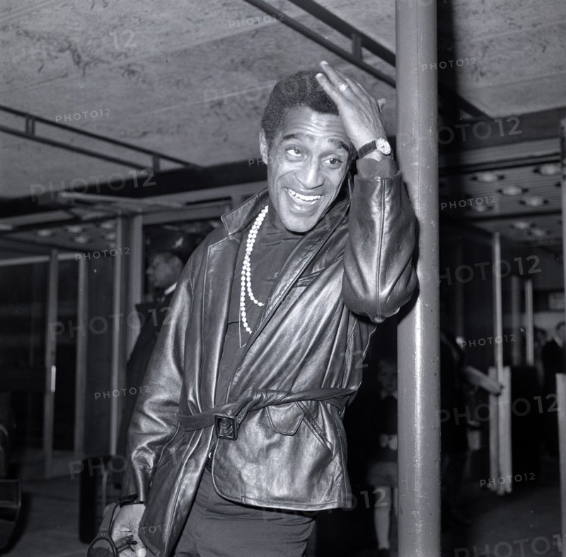 Sammy Davis Jnr. arriving at LAP.
16th September 1967.