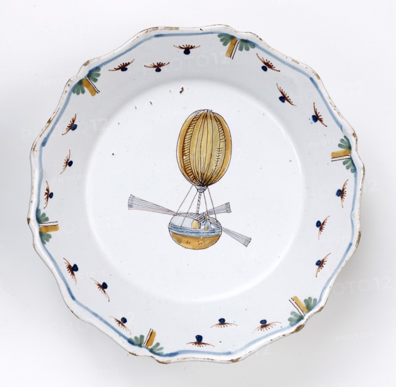 Assiette avec le ballon de l'ingénieur Blainville