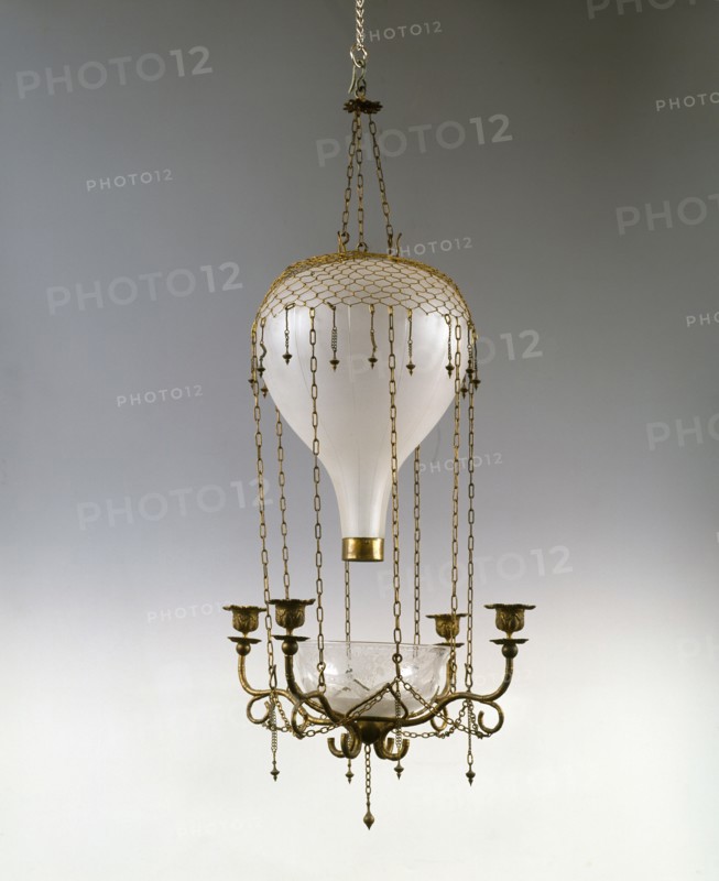 Lustre à quatre feux en forme de montgolfière