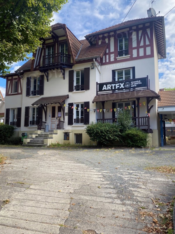 France - Immobilier - Banlieue