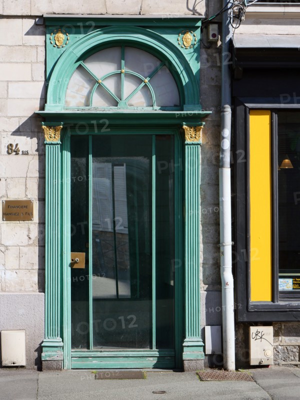 Lille, old door