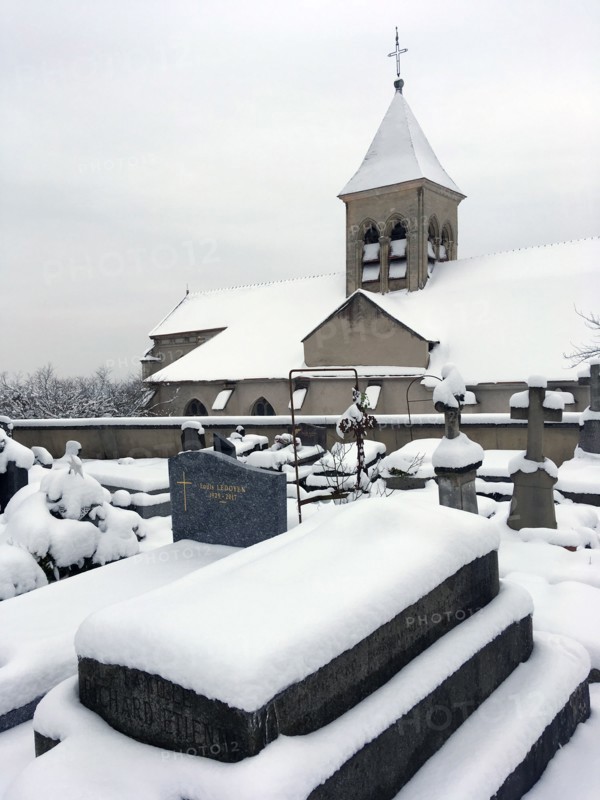 Cimetière du vieux village de Saint-Prix