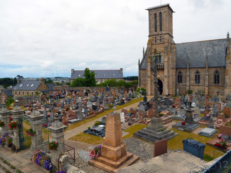 Cimetière de l'église de Louannec
