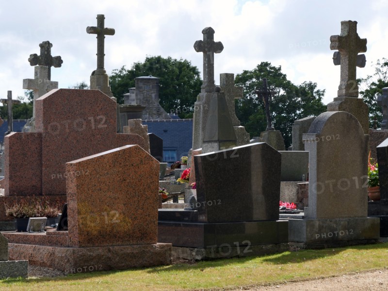 Cimetière de l'église de Louannec